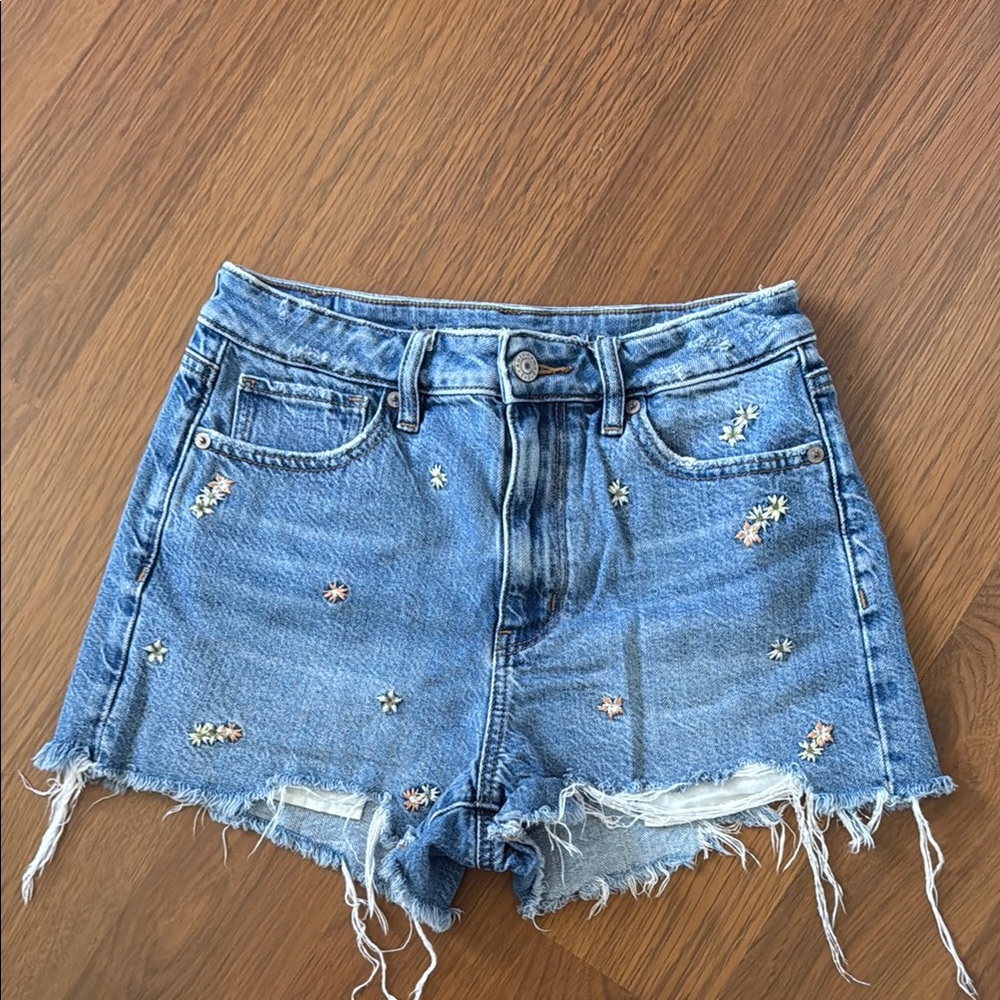 American Eagle glower Jean Shorts